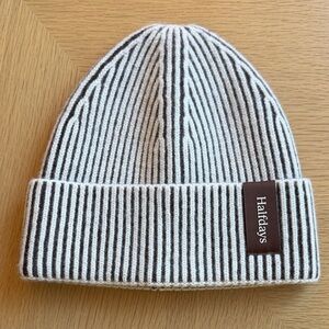 Halfdays Merino Beanie